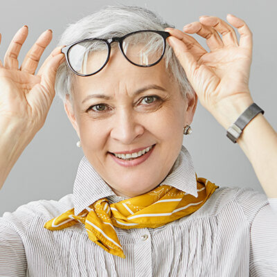 SCFopenmindedGlasses_AdobeStock_272317044-700x400 SCFopenmindedGlasses_AdobeStock_272317044-700x400